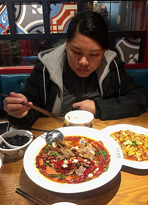 蓝婷2019年1月，天虹