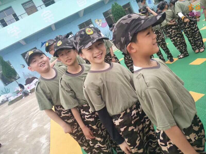 章丽妍2018年5月，晒黑了