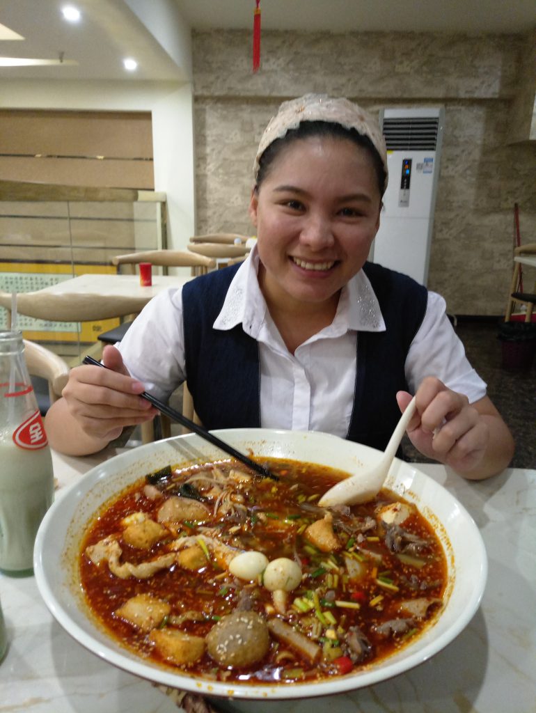 蓝婷婷2016年9月，三顾冒菜