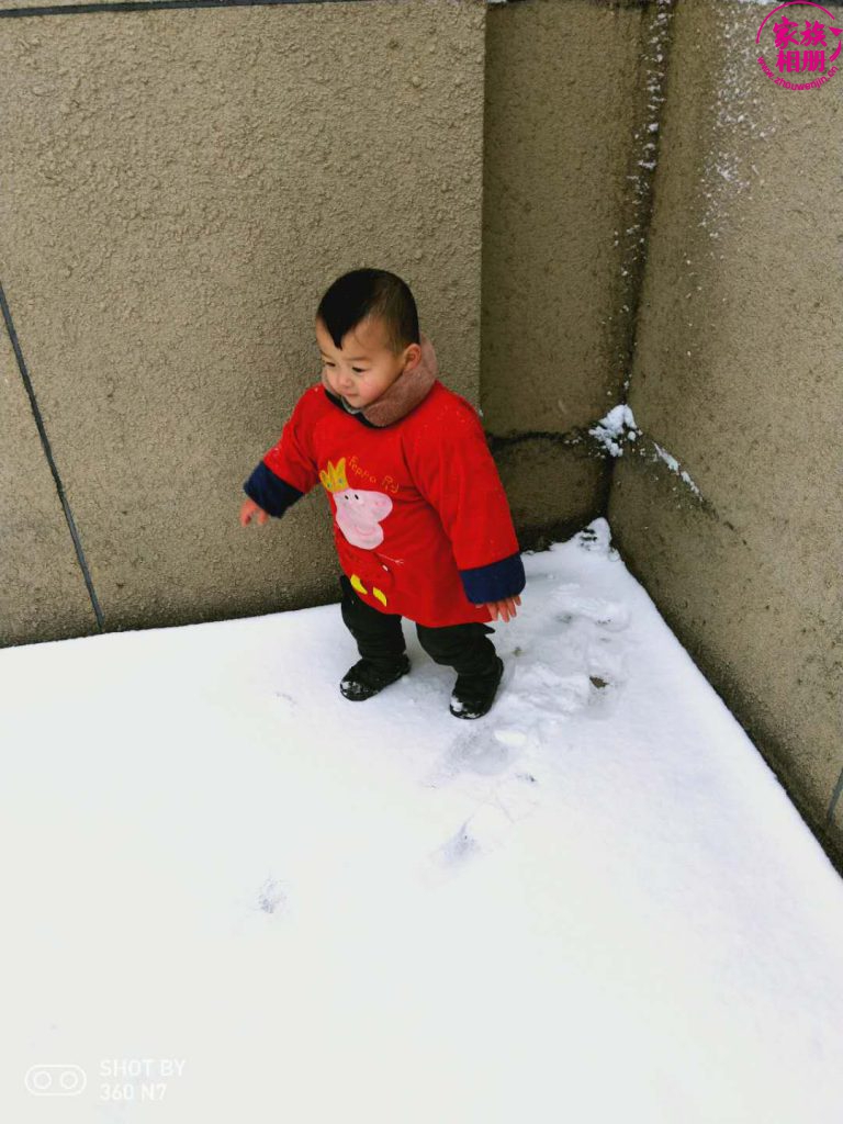 章易天2018年12月，下雪