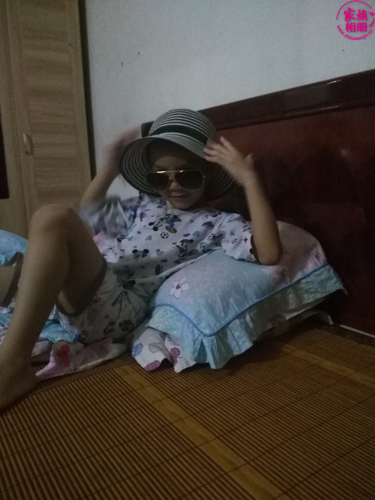 蓝熙文2016年7月