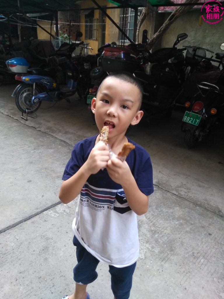 蓝熙文2016年8月