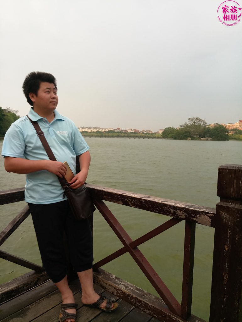 周文金2016年，东湖公园